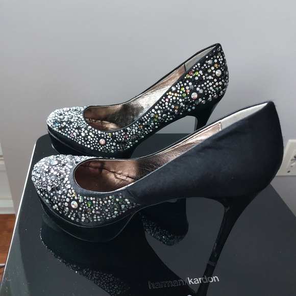 Womens heels - Picture 3 of 3